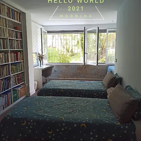 Chari Suites Homestay Malaga