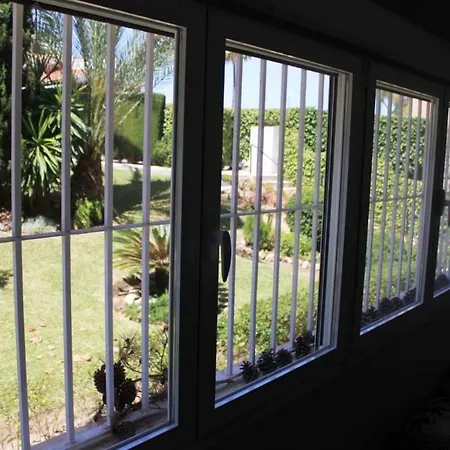 Homestay Chari Suites Malaga