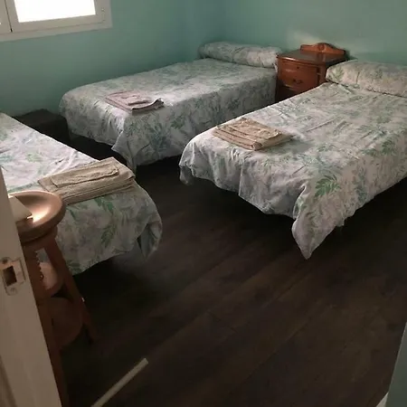 Homestay Chari Suites Malaga